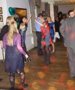 wedding_dj_chilston_park_11102707.jpg