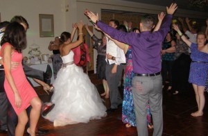 wedding-dj-maidstone-oakwood-house-wedding-dancers-24.jpg