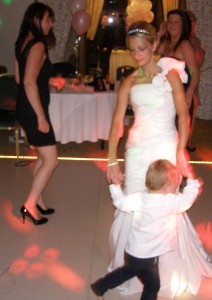 Wedding-DJ-Bromley-Court-Dancers-02