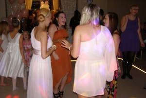 Wedding-DJ-Bromley-Court-Dancers-03