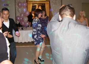 Wedding-DJ-Bromley-Court-Dancers-16