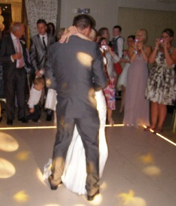 Wedding-DJ-Bromley-Court-First-Dance-03.jpg