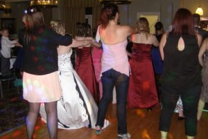 wedding-dj-whitstable-marine-hotel-disco-dancers-07