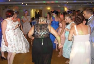 brands hatch place wedding dj disco dancers 09