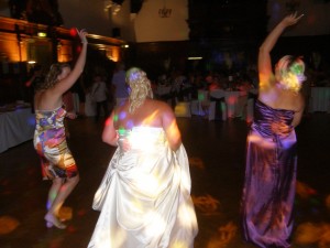 wedding dj ward room disco dancers 10