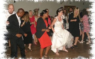 Shipbourne mobile disco dancers image